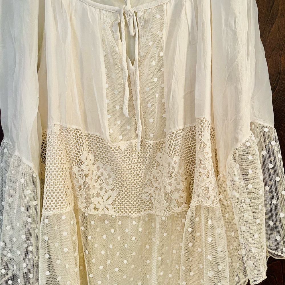 Bella Amore Ivory Lace Tie-Front Top- Made in Italy